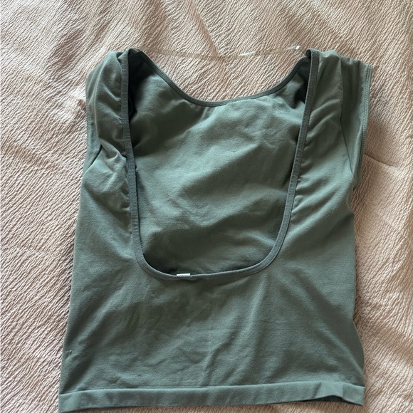 backless top - Picture 3 of 7